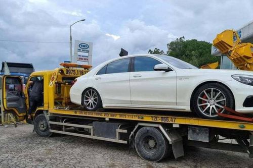 Khách hàng Mercedes-Benz GLC 200 4Matic phàn nàn về dịch vụ hãng