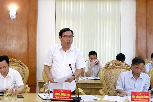 Kiểm tra thực hiện dân chủ tại huyện Cẩm Khê, Hạ Hòa
