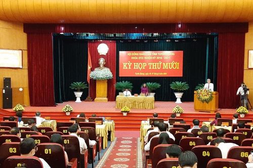 HĐND tỉnh thảo luận và thông qua các dự thảo nghị quyết