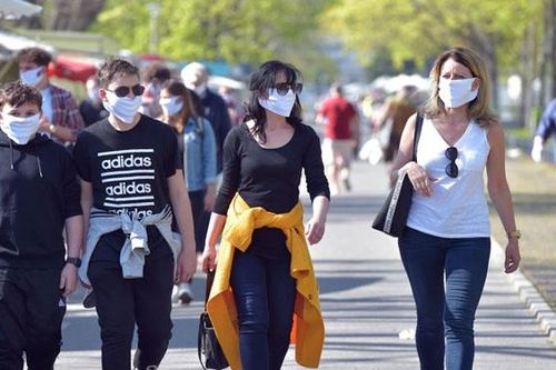 EU đặt mục tiêu tiêm vắc xin ngừa Covid-19 cho ít nhất 40% dân số