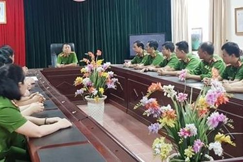 Chuyện những người săn 'sói trắng' miền biên ải