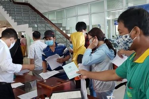 Bình Dương: Hàng chục ngàn công nhân bị ảnh hưởng bởi dịch Covid-19