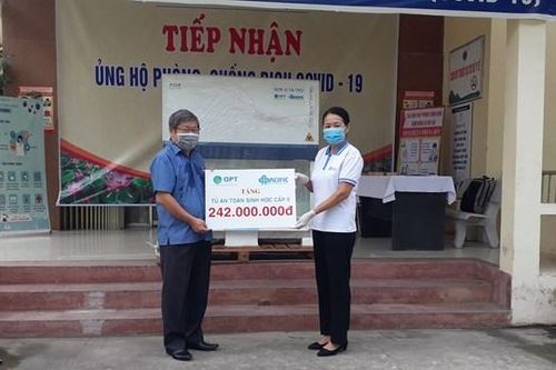 CDC Quảng Nam tiếp nhận Tủ an toàn sinh học cấp II