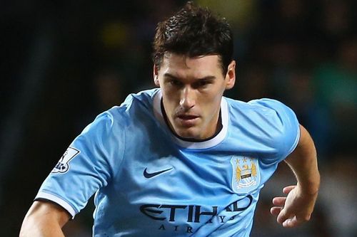 Kỷ lục gia Premier League giải nghệ ở tuổi 39