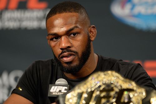 Jon Jones tiết lộ lý do bỏ đai vô địch
