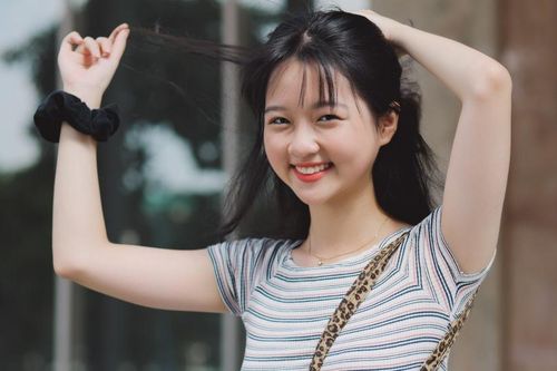 Ảnh đời thường của Lâm Thanh Mỹ ở tuổi 15