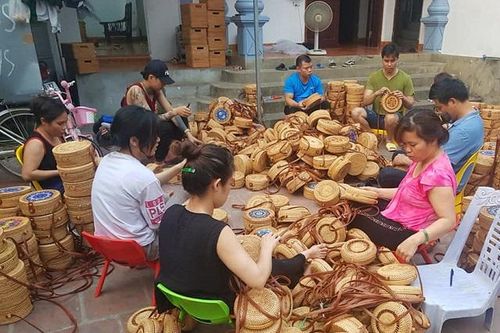 Làng nghề Phú Nghĩa xoay xở trong mùa Covid-19