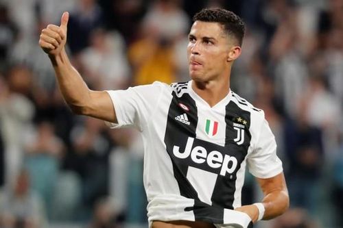 Ronaldo tiếp tục gắn bó với Juventus