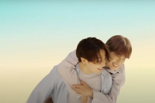 Tất tần tật những bí mật hài hước thổi hồn cho MV 'Dynamite' của BTS