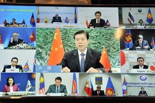 Tham vấn về hợp tác kinh tế giữa các nước ASEAN +3