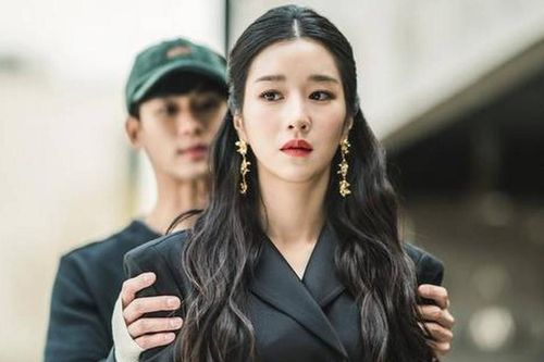 Phim truyền hình 'Điên thì có sao' bị phạt vì nhiều chi tiết quấy rối tình dục nam giới