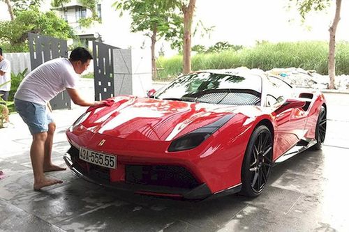 Ferrari 488 GTB biển 'ngũ quý 5', độ khủng dưới 15 tỷ đồng?
