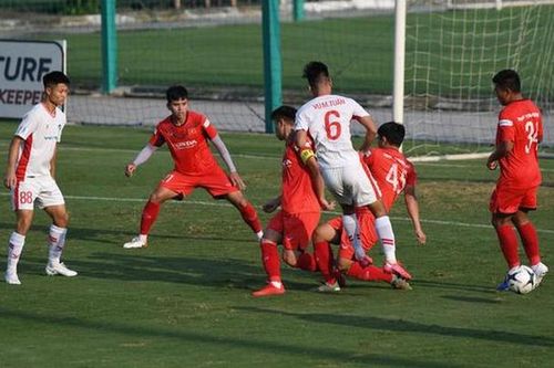 U22 Việt Nam cầm hòa 2-2 trước dàn hảo thủ của Viettel