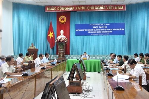 An Giang: Chống buôn lậu trên tuyến biên giới mùa nước nổi