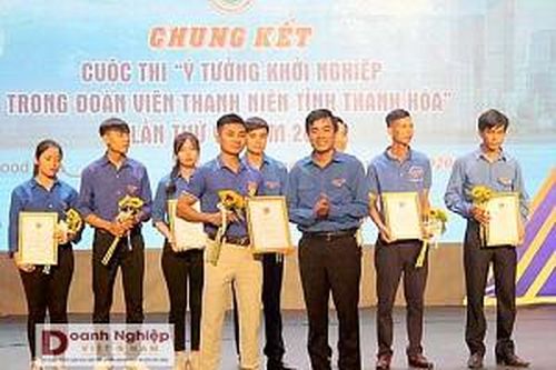 Chủ tịch UBND tỉnh Thanh Hóa tặng Bằng khen cho 6 tác giả đạt giải cuộc thi Ý tưởng khởi nghiệp
