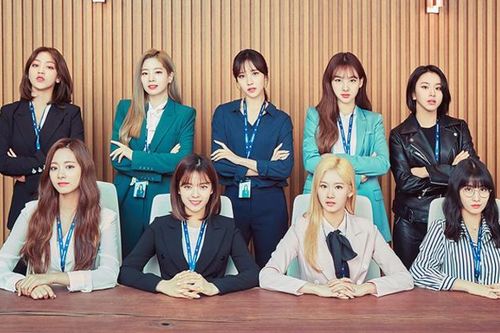 #RespectTWICEmoreandmore - Đang yên đang lành, fan tuôn trào bức xúc với JYP đòi công bằng cho Twice