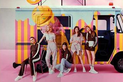 Trước giờ G lên sóng 'Ice Cream', BlackPink lỡ lời để lộ sẽ không trực tiếp gặp Selena Gomez trong MV mới