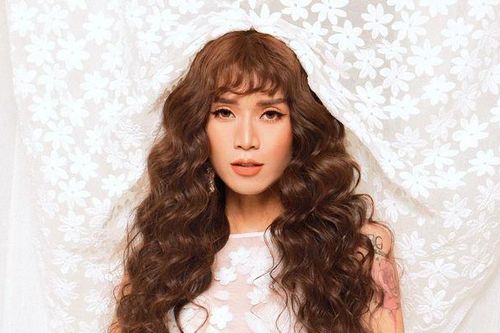 BB Trần được gái xinh 'thả thính' và định 'thẳng lại', thế nhưng hội bạn ngay lập tức dội rất nhiều gáo nước lạnh