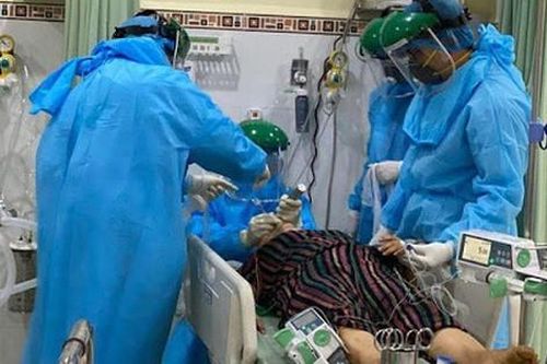 BN793 diễn biến xấu, phải chạy tim phổi nhân tạo