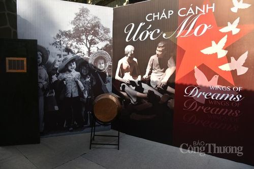 'Chắp cánh ước mơ'- Ký ức những lớp học của mùa Thu lịch sử