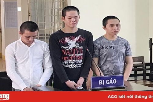 Mang tài sản trộm cắp đi tiêu thụ, gặp công an bỏ chạy