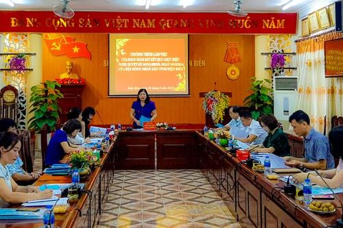 Tiếp tục thực hiện tốt Đề án Dạy tiếng Thái, tiếng Mông cho học sinh