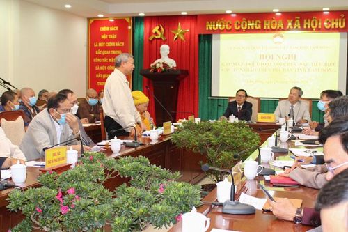 Đối thoại với chức sắc tôn giáo tiêu biểu