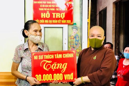 Hải Phòng : Chùa Vẽ giúp sửa nhà cho gia đình chính sách