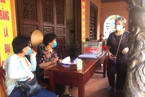 Tăng cường phòng, chống dịch ở cơ sở thờ tự