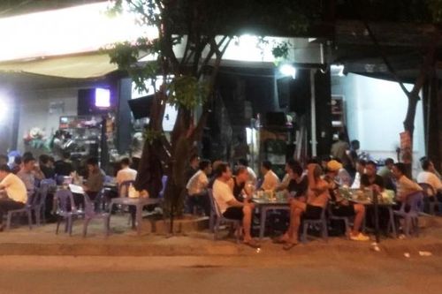 Phường Hà Cầu, quận Hà Đông: Có 'lơ là' công tác phòng chống dịch COVID-19?