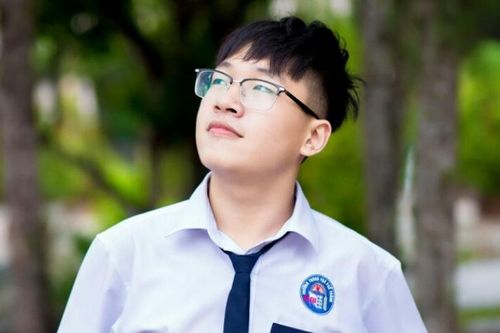 Nam sinh Tiền Giang đạt 2 điểm 10
