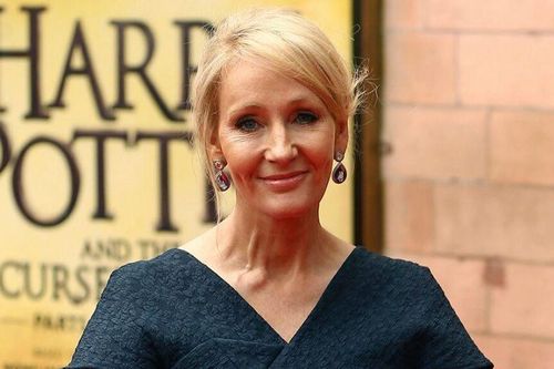 Tác giả 'Harry Potter' trả giải thưởng nhân quyền