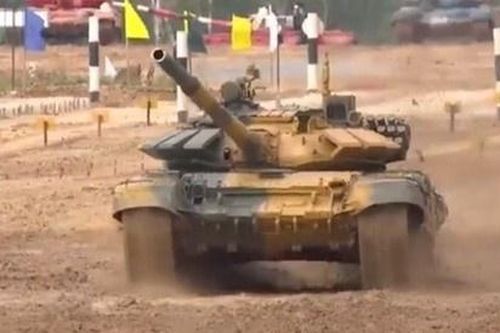 Xe tăng Việt Nam tiêu diệt 4/5 mục tiêu, lọt vào bán kết
