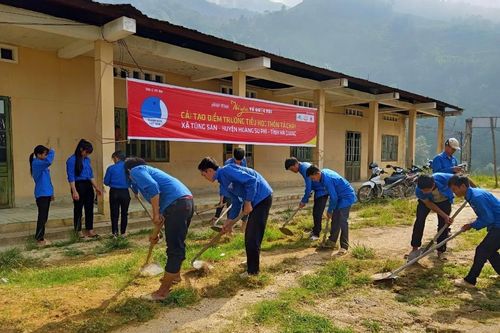 Khởi động chặng 2 chương trình 'Những bước chân vì cộng đồng'