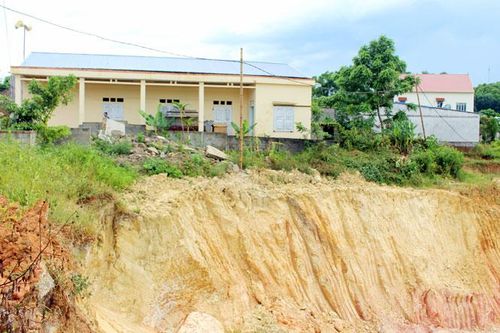 Cần sớm di dời các hộ dân nằm trong vùng ảnh hưởng