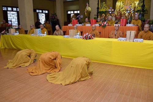 Lễ Tự tứ tại chùa Phổ Quang