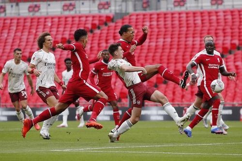 Trực tiếp Siêu cúp Anh Arsenal 1-1 Liverpool: Hai đội đá luân lưu
