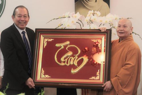 Phó thủ tướng Trương Hòa Bình chúc mừng đại lễ Vu Lan