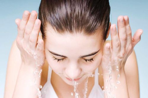 6 lợi ích khi rửa mặt bằng nước lạnh