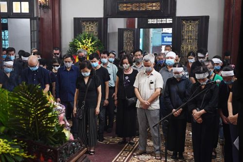 Lời cuối xúc động từ con gái 'A Phủ' NSND Trần Phương trong giây phút tiễn biệt cha