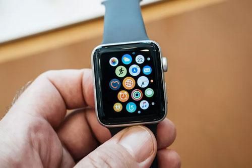 Apple sắp ra mắt đồng hồ thông minh giá rẻ