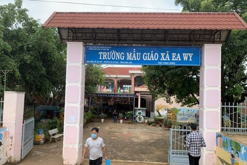 Học sinh chưa biết mặt cô, trường mầm non ở Đắk Lắk đã bắt đóng tiền