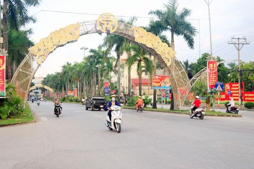 Hà Nội rực rỡ cờ, hoa chào mừng Quốc khánh 2-9