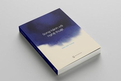 Song hành với nghệ thuật