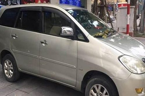 Ngân hàng gấp gáp thanh lý ô tô đòi nợ