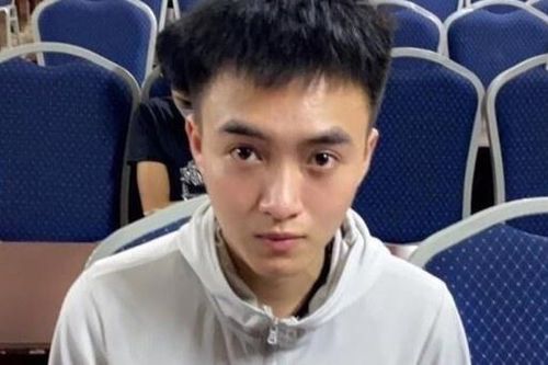 'Tú ông' 22 tuổi bị bắt