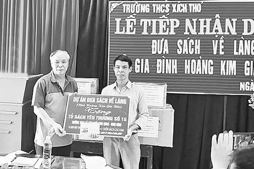 Nhân rộng 'Tủ sách yêu thương'