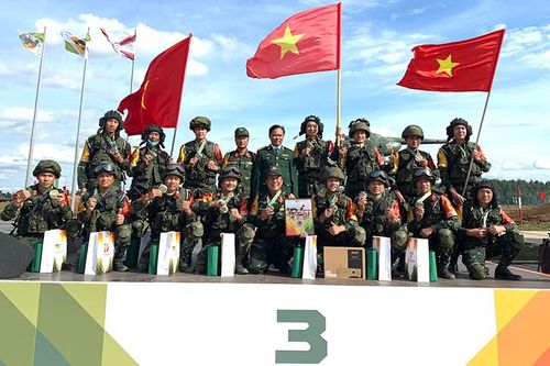 Công binh bảo vệ thành công Huy chương Đồng, Bắn tỉa lọt tốp 4