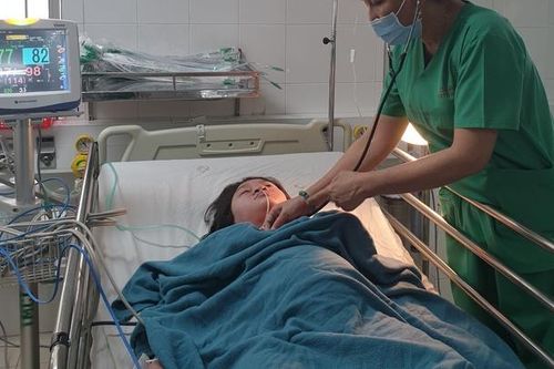 Cứu thành công mẹ con sản phụ bị tim bẩm sinh nguy kịch