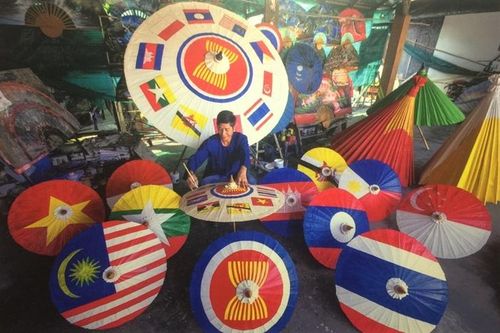 Khám phá 'Đất nước, con người ASEAN' qua triển lãm ảnh
